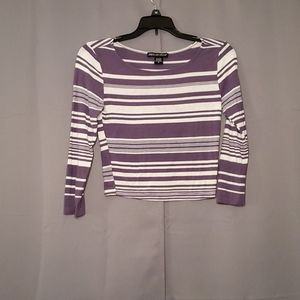 Gray and White Crop-top